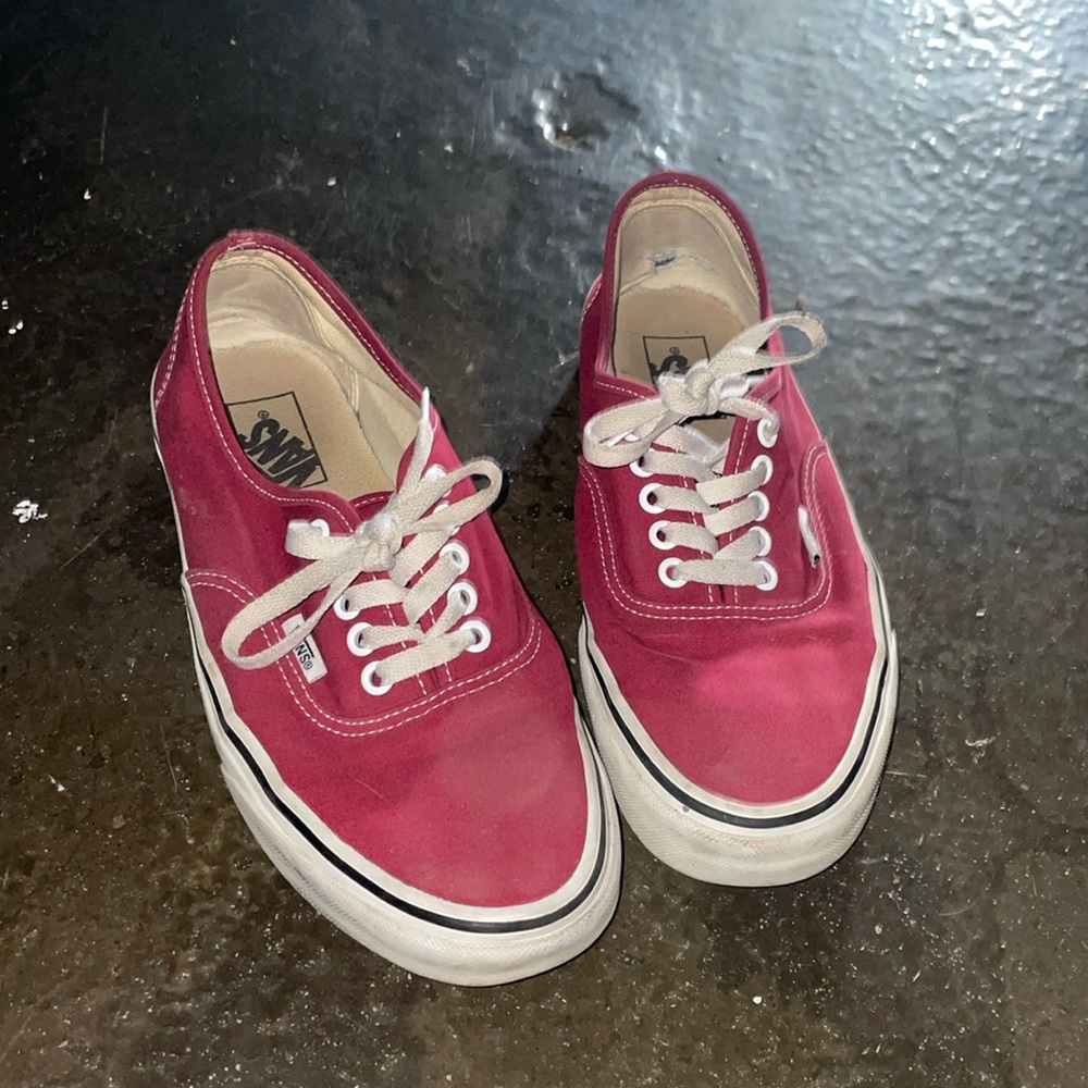 Vans authentic red wine